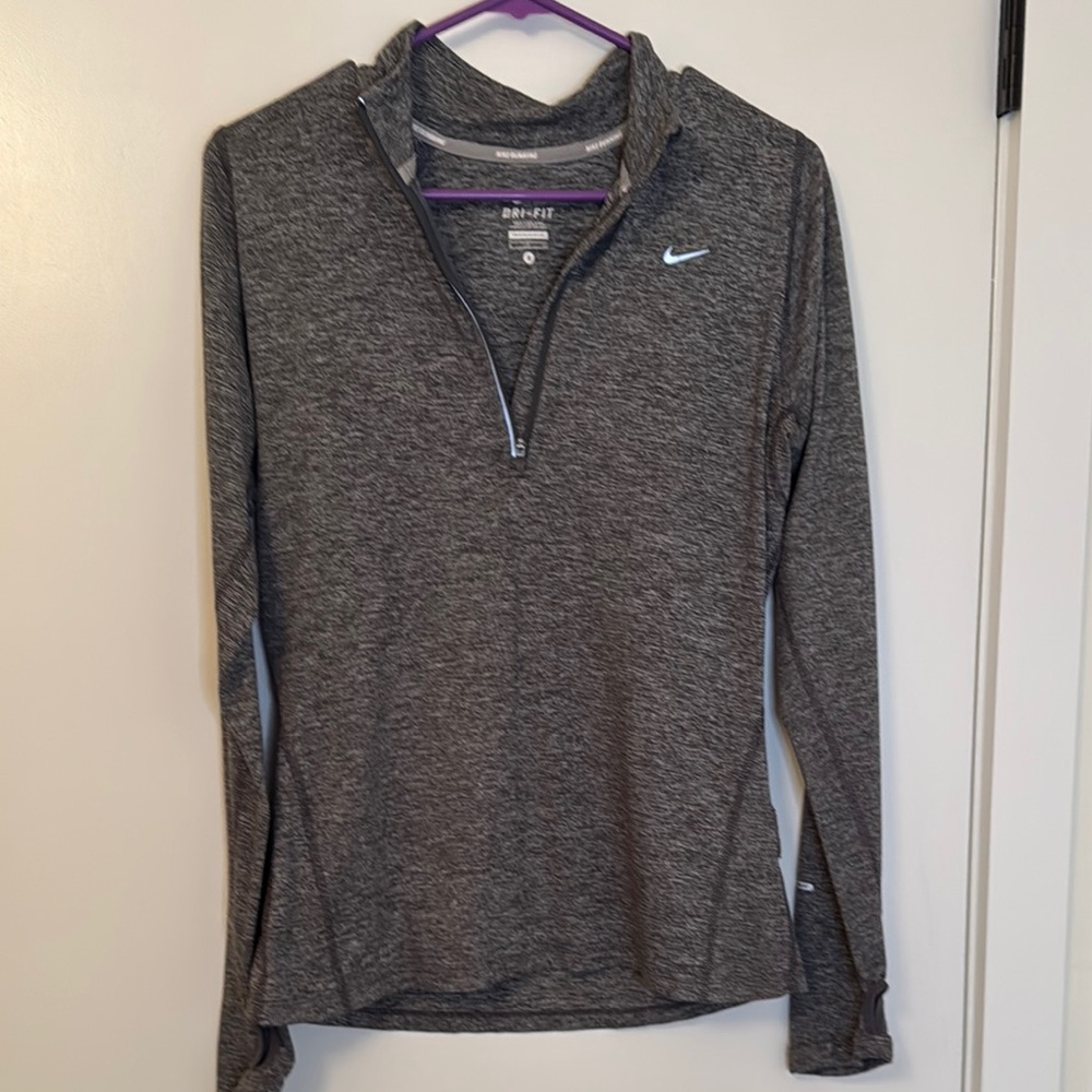 Nike Women's Gray Long Sleeve Top